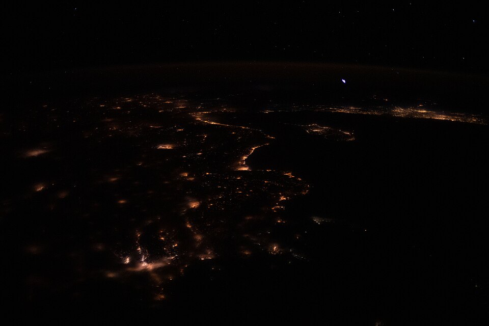 File:ISS062-E-114848 - View of Earth.jpg